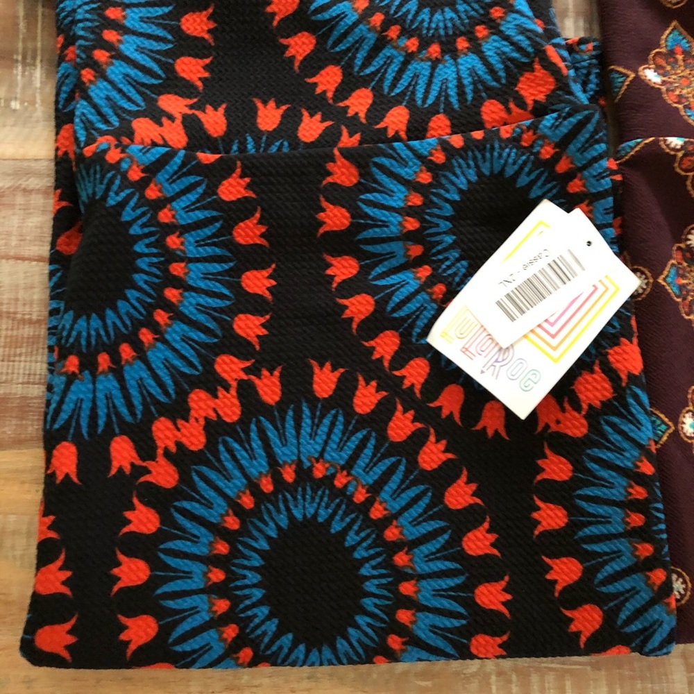 2XL BNWT LuLaRoe Cassie Pencil Skirts (Lot… - Picture 2 of 7